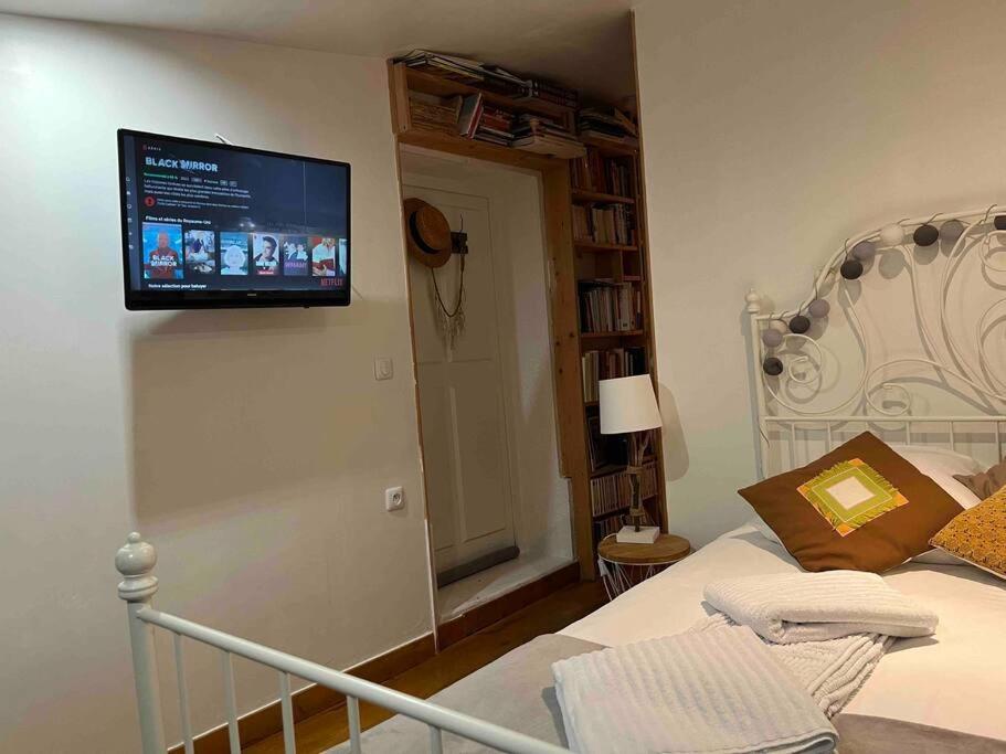 Апартаменты Studio Close Fourviere Very Quiet & Small Terrace Лион Экстерьер фото