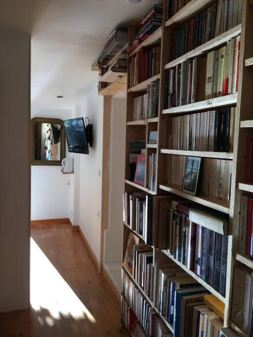 Апартаменты Studio Close Fourviere Very Quiet & Small Terrace Лион Экстерьер фото