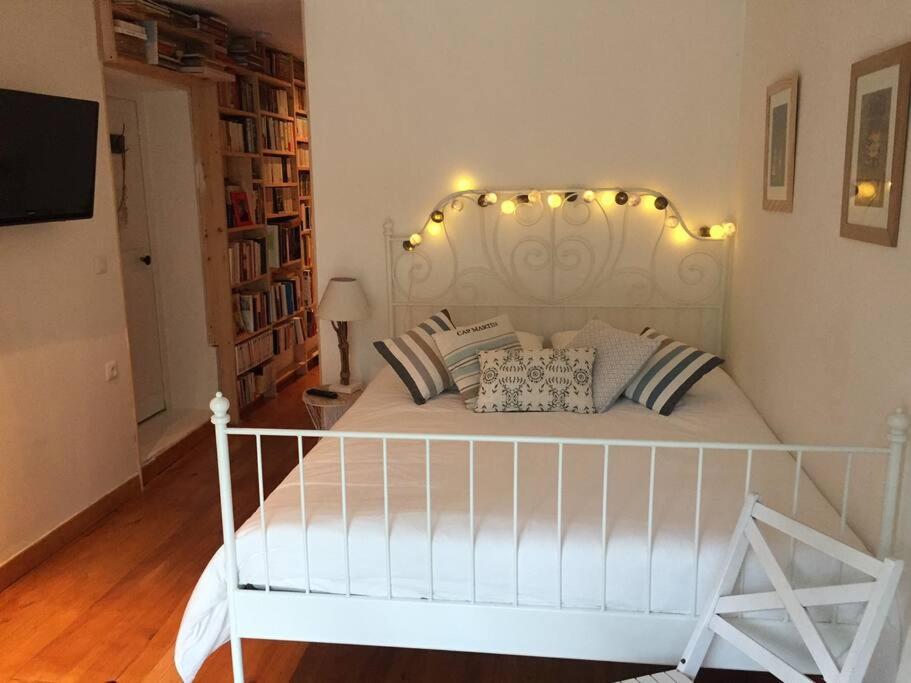 Апартаменты Studio Close Fourviere Very Quiet & Small Terrace Лион Экстерьер фото